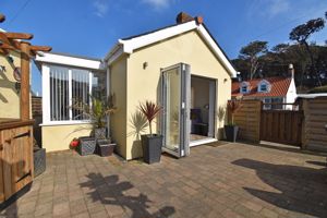 - click for photo gallery